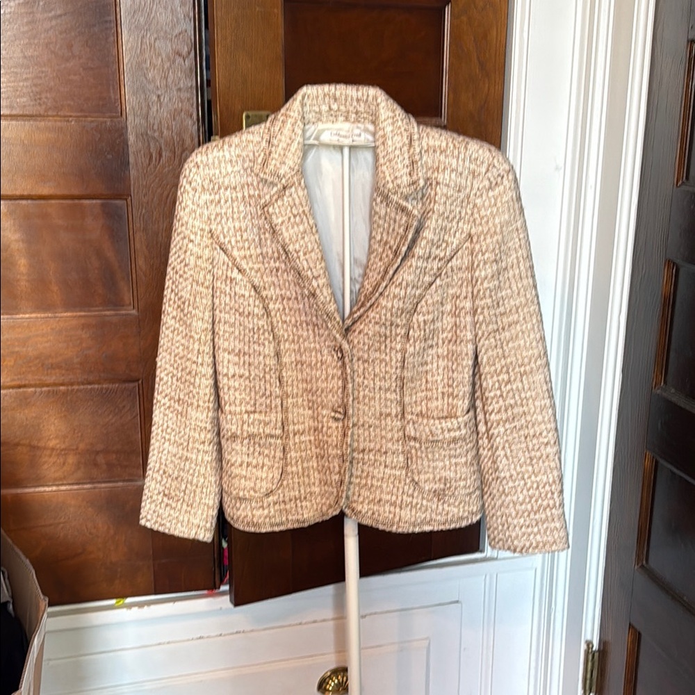 Coldwater Creek Cream Blazer with‎ Classic Tweed Design